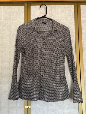 East 5th Petite Black & White Patterned Button-Front Shirt with Bell Sleeves 12P